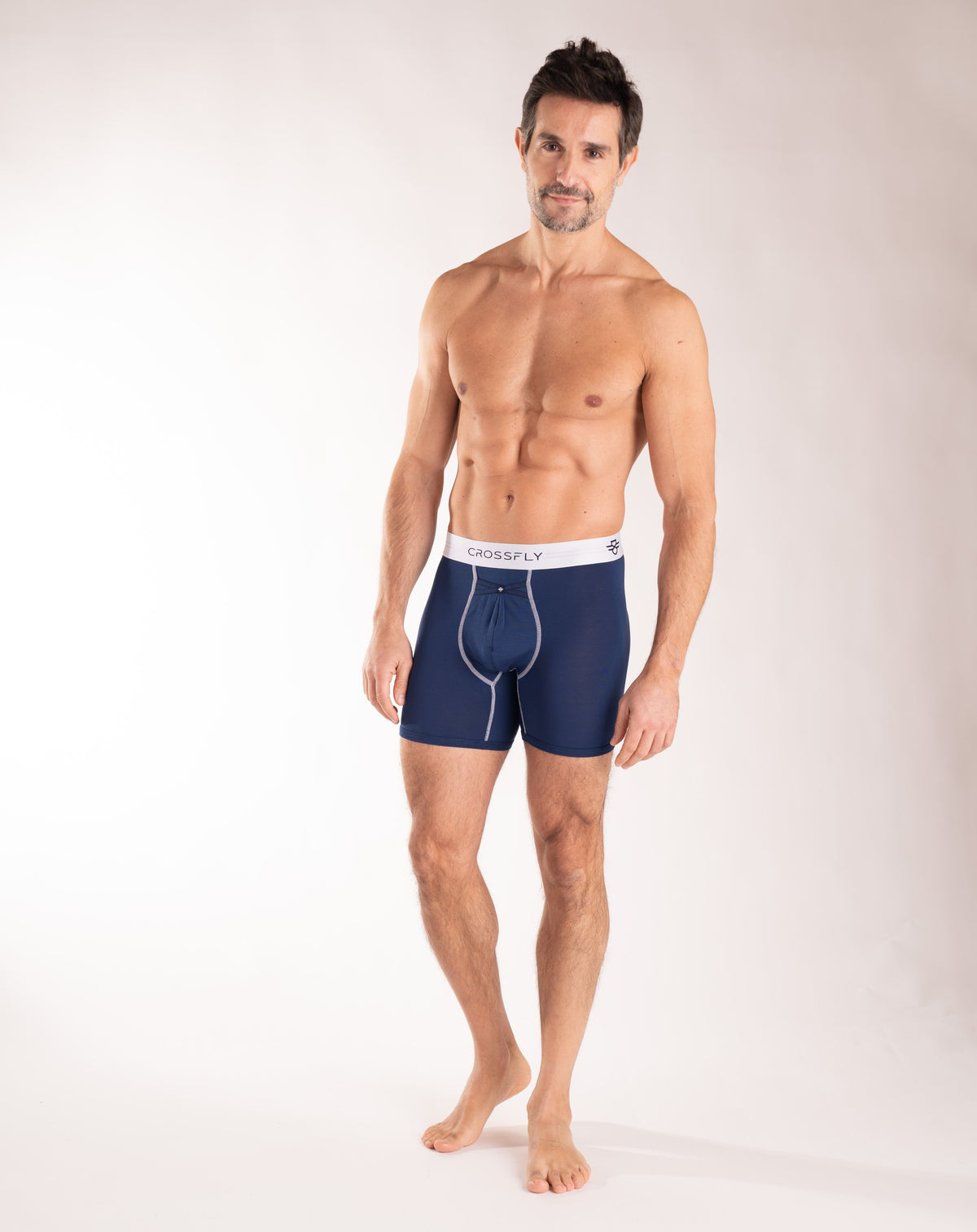 Crossfly men&#39;s IKON X 6&quot; navy / white boxers from the Everyday series, featuring X-Fly and Coccoon internal pocket support.